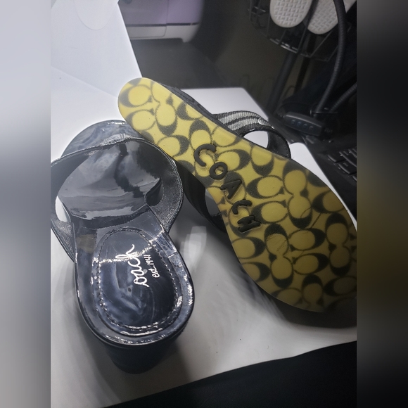 EUC Vintage Coach Wedge - Picture 3 of 4